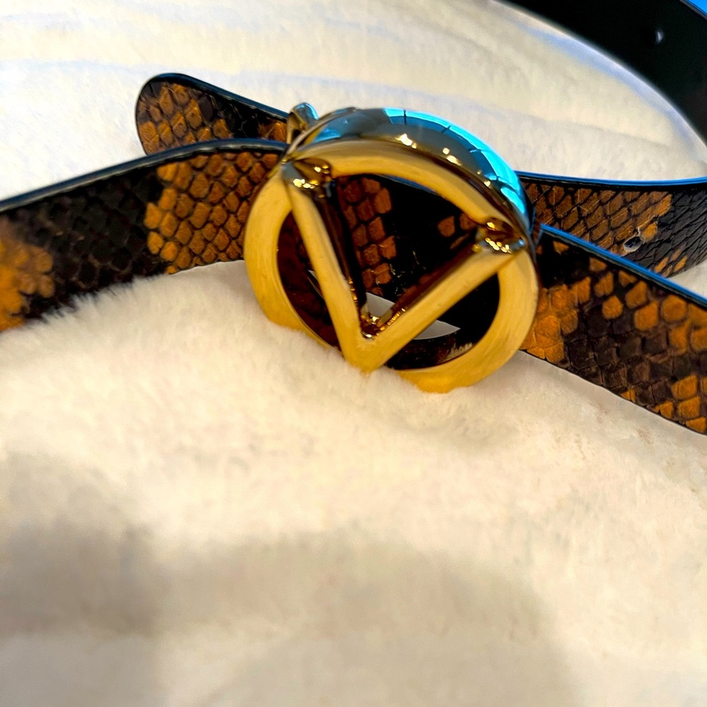 Valentino snakeskin leather belt size small gold buckle